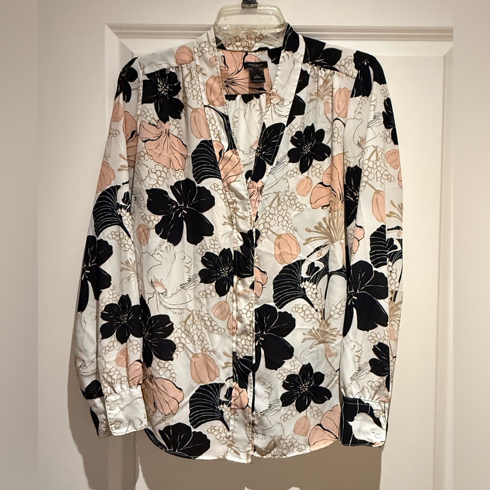Ann Taylor Factory long Sleeve Floral Blouse Small Oversized work academia top